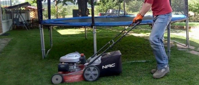 how to cut grass under a trampoline